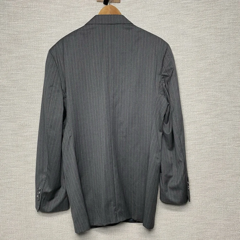 Jos A Bank Reserve Suit 2 Piece 46L (38x30) 2B2V VBC Tailored Fit Gray Stripe